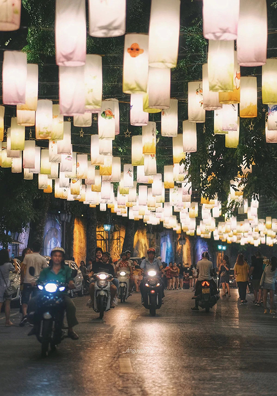 con-pho-den-long-trung-thu-phung-hung-16-smarttravel